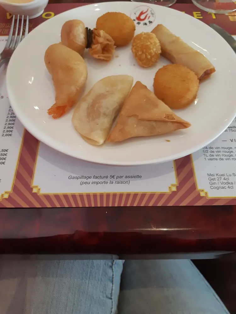 Beignet Crevette Samoussas Bœuf Curry Beignet Noix de St-Jacques